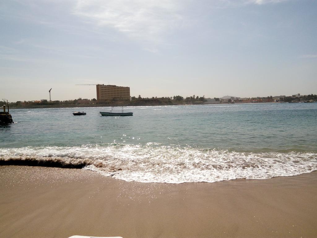 达喀尔Chez Momar, Surf Trip公寓 外观 照片